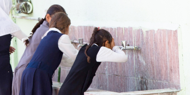 دورات مياه لطالبات المدارس