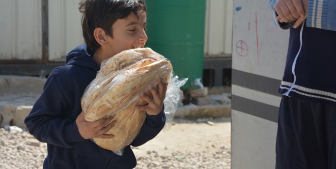 خبز للاجئين السوريين في لبنان